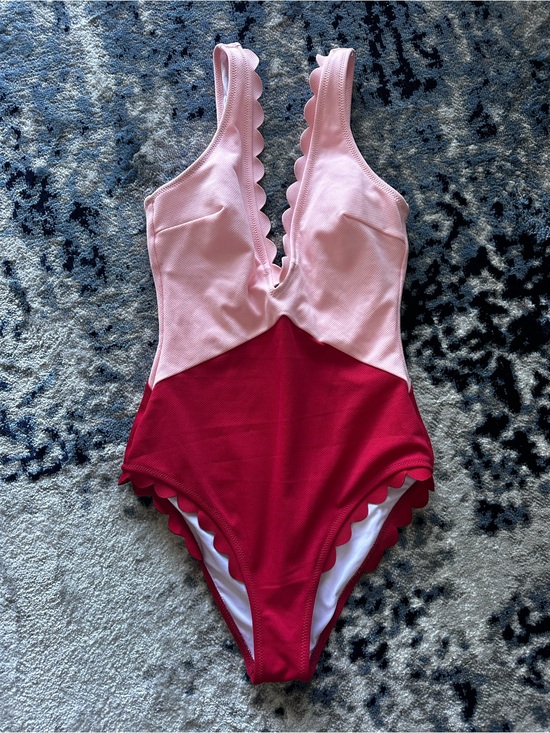 Cupshe Other - Cupsheo Pink Scalloped One-Piece Swimsuit-LIKE NEW!